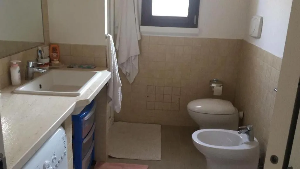 Appartamento Trilocale con cortile Budoni Italia